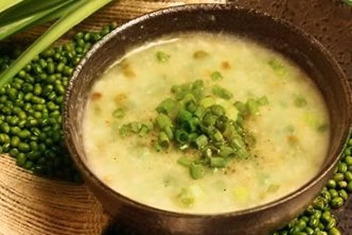 Người bị bệnh thủy đậu nên ăn gì để nhanh hồi phục?