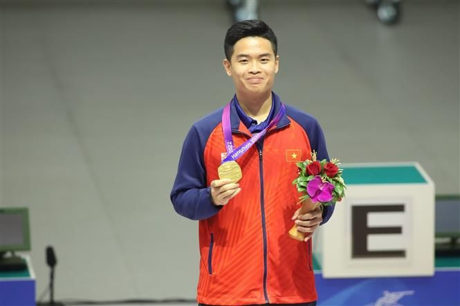 Xạ thủ Phạm Quang Huy là người giành HCV đầu tiên cho thể thao Việt Nam ở ASIAD 2023. Ảnh: TTXVN. Xạ thủ Phạm Quang Huy là người giành HCV đầu tiên cho thể thao Việt Nam ở ASIAD 2023. Ảnh: TTXVN.