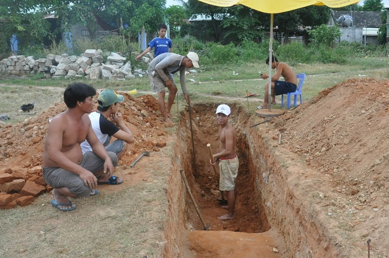 Đà Nẵng phát hiện di tích đền tháp Chăm ở làng Nam Ô