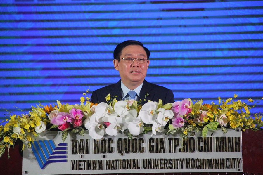 Phó Thủ tướng Vương Đình Huệ phát biểu tại Lễ khai khóa năm 2019 của ĐH Quốc gia TP.HCM.