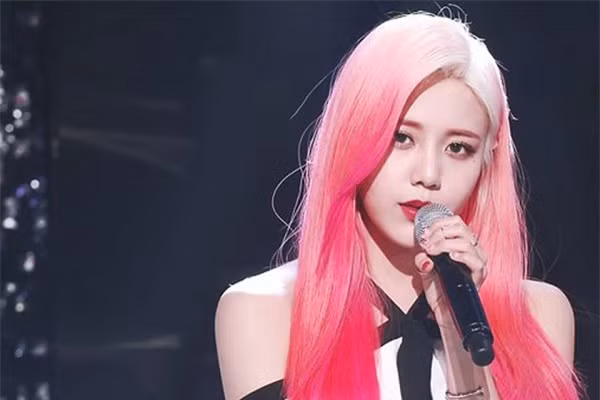 da ngam nen nhuom toc mau gi 7