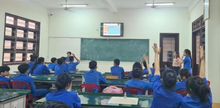 Tiết sinh hoạt lớp của học sinh Trường THPT Hướng Hóa. Tiết sinh hoạt lớp của học sinh Trường THPT Hướng Hóa.
