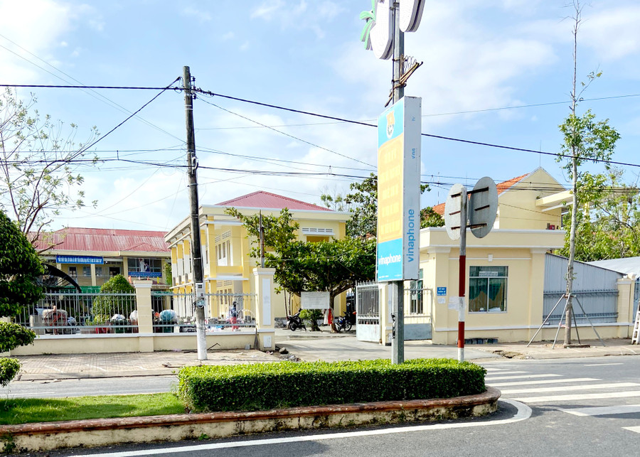 Trường học tại huyện Mỹ Tú được đầu tư xây dựng khang trang. Trường học tại huyện Mỹ Tú được đầu tư xây dựng khang trang.