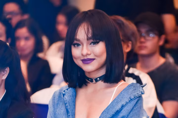 Mai Ngô diện mốt lộ nội y phản cảm ở sự kiện