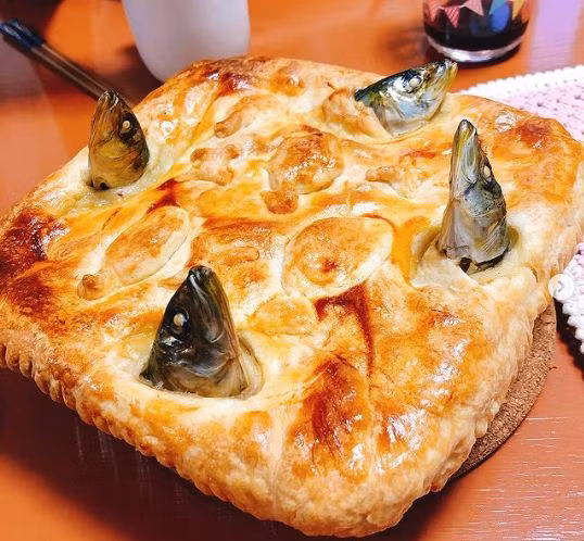 Món bánh nướng kì lạ nhân... đầu cá ảnh 7