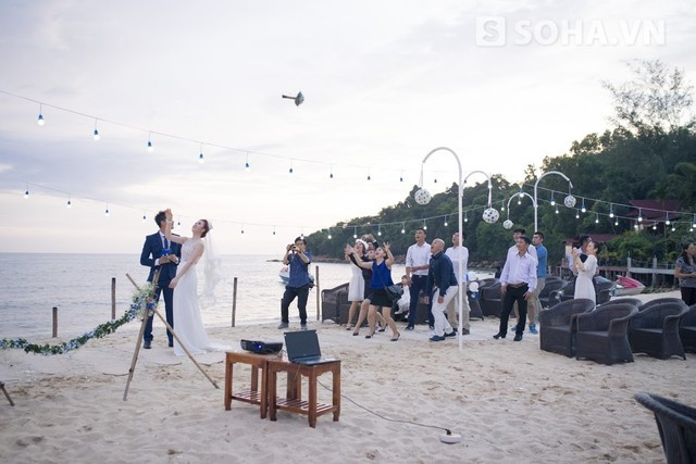 Đám cưới như mơ của cựu quản lý HH Jennifer Phạm và nữ tiếp viên ảnh 8