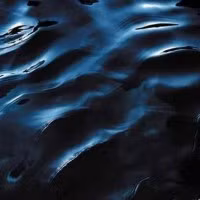  Làn nước đen ở hồ Sobolkho 