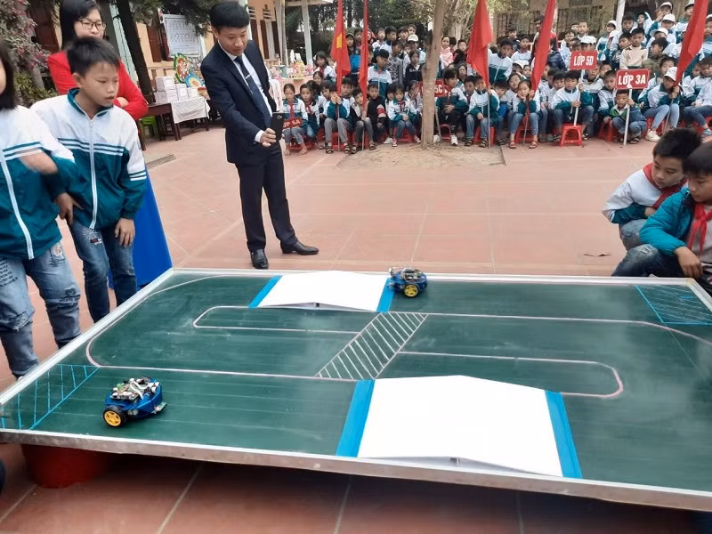 Học mà chơi ở Trường Tiểu học Hải Nam, huyện Hải Hậu.