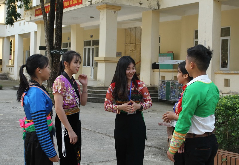 Học sinh Trường THPT Mường Lát.