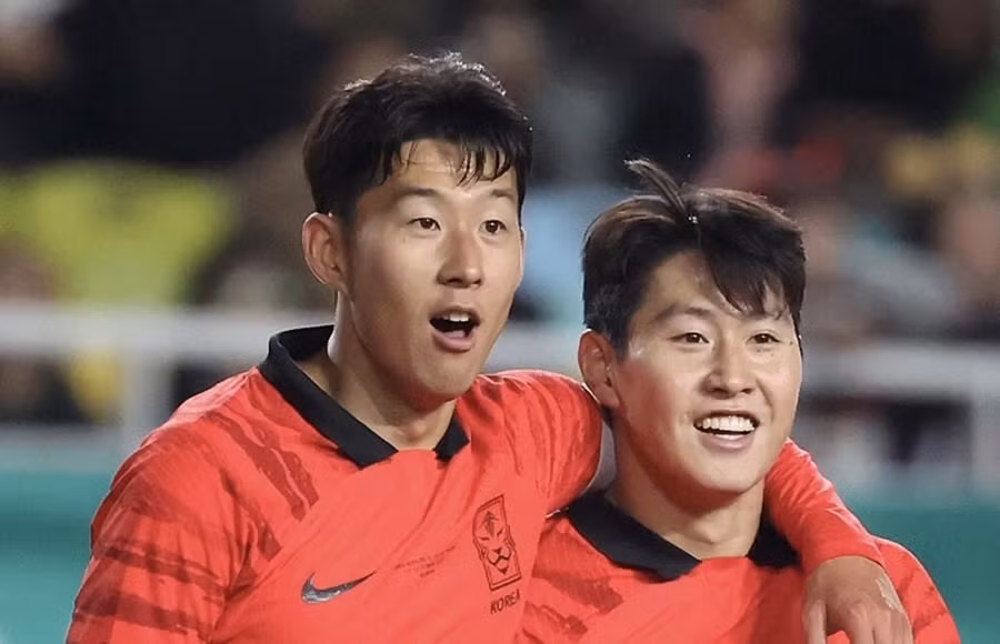 Cầu thủ bóng đá Son Heung Min dẫn đầu bảng xếp hạng thương hiệu sao Hàn.