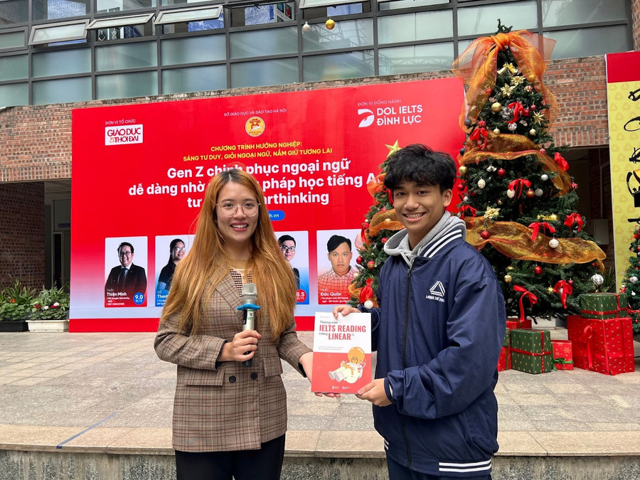 Rất nhiều phần quà của DOL đã được trao cho các bạn trường THPT Lương Thế Vinh. Rất nhiều phần quà của DOL đã được trao cho các bạn trường THPT Lương Thế Vinh.