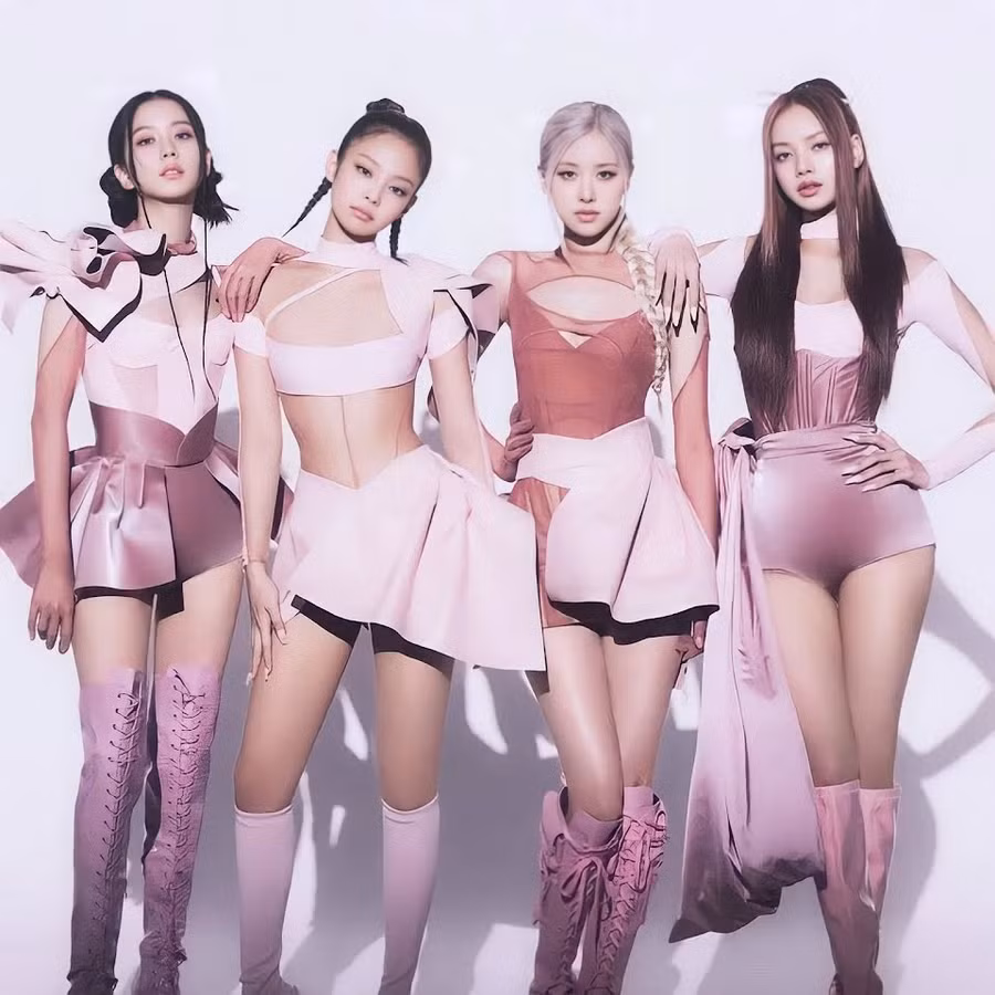 BLACKPINK làm nên lịch sử với chuyến lưu diễn vòng quanh thế giới "BORN PINK".