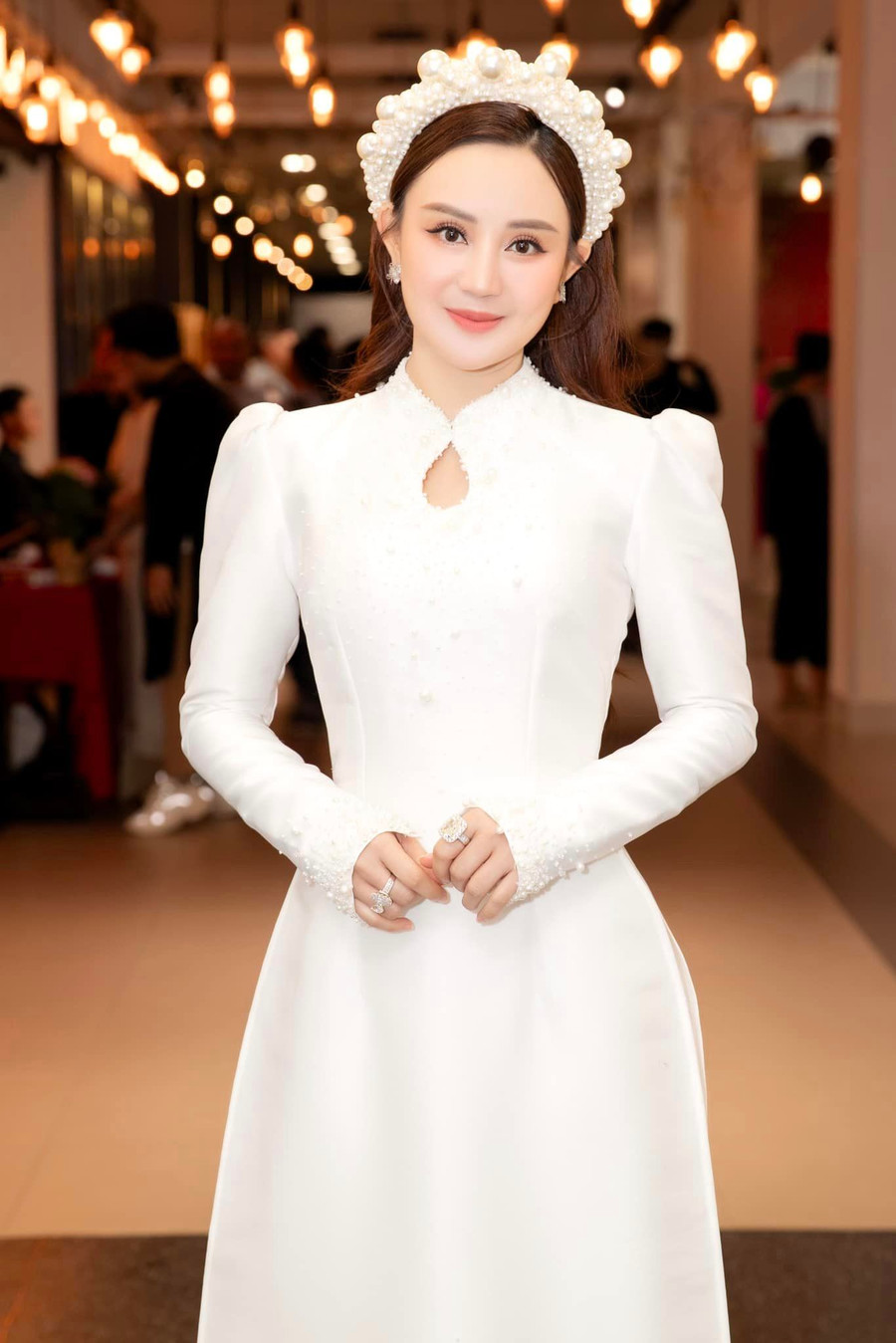 Vy Oanh nhắc về luật nhân quả. Vy Oanh nhắc về luật nhân quả.