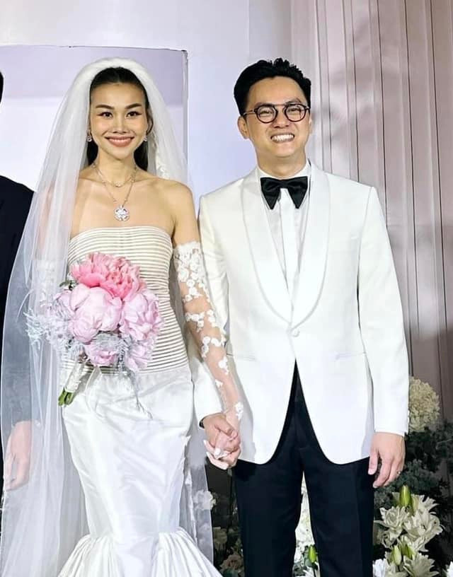Lễ cưới của siêu mẫu Thanh Hằng và nhạc trưởng Trần Nhật Minh.
