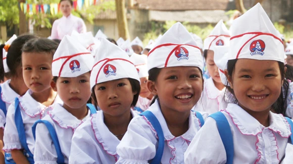 Sinh viên chủ động trong học tập, học sinh vui tới trường