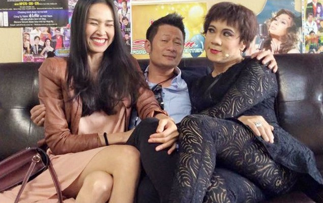 Thành Lộc làm gái già, Hoài Linh phải truyền nước