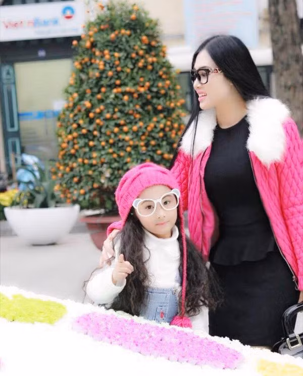 Cặp vợ chồng tài sắc với 9 năm làm nên cơ nghiệp từ hai bàn tay trắng 7