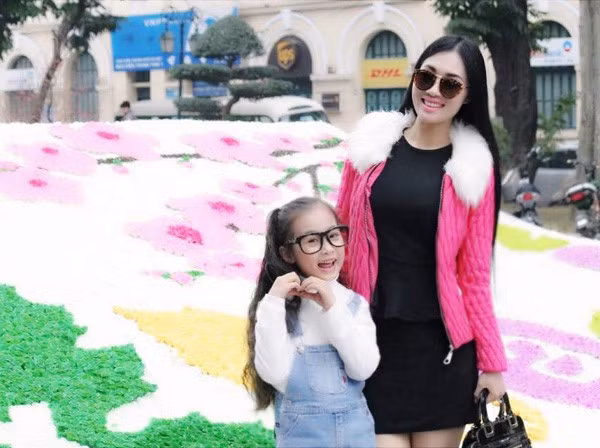 Cặp vợ chồng tài sắc với 9 năm làm nên cơ nghiệp từ hai bàn tay trắng 9