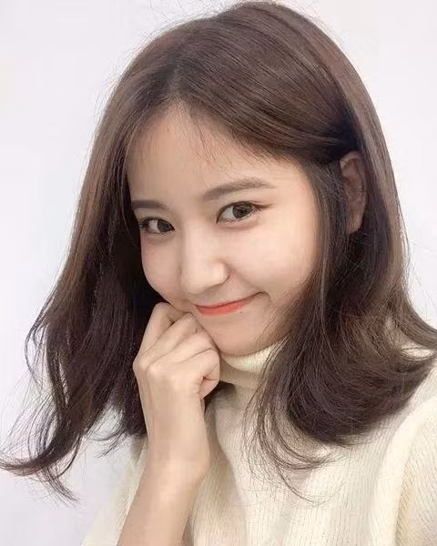 trán hẹp, trán ngắn nên để kiểu tóc nào, kiểu tóc cho người trán ngắn