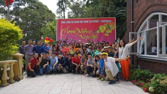 Ảnh lưu niệm tập thể. Ảnh: Hang Luong