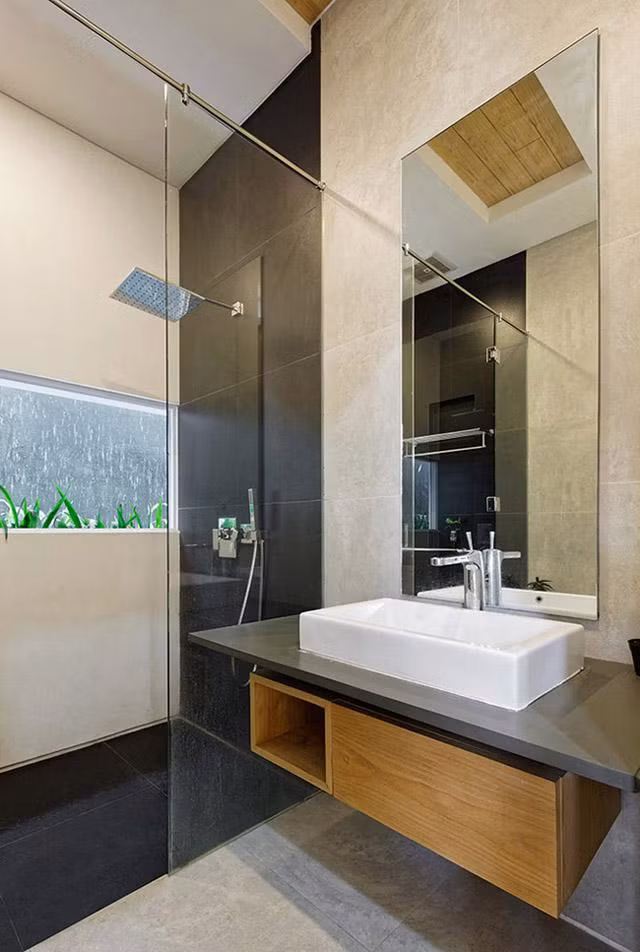 Nhờ những điều này mà nhà hướng tây vẫn mát như resort ảnh 18