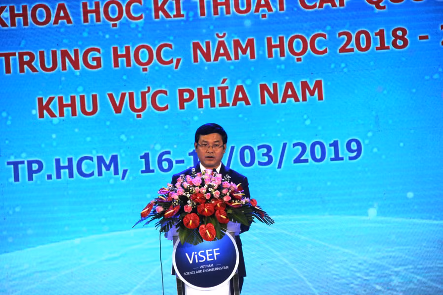 Thứ trưởng Nguyễn Văn Phúc phát biểu tại lễ khai mạc