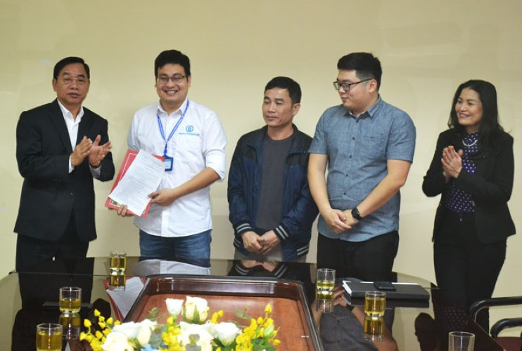 Hà Nội cử cán bộ y tế hỗ trợ Vĩnh Phúc chống dịch