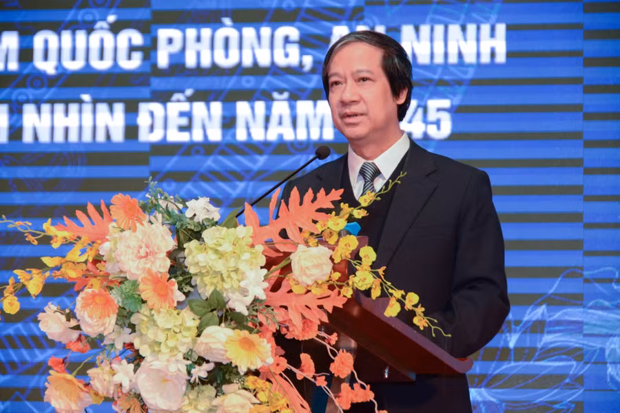 Bộ trưởng Bộ GD&ĐT Nguyễn Kim Sơn phát biểu kết luận hội nghị.