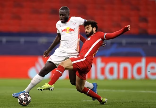 Salah ghi bàn trở lại sau 4 trận tịt ngòi.