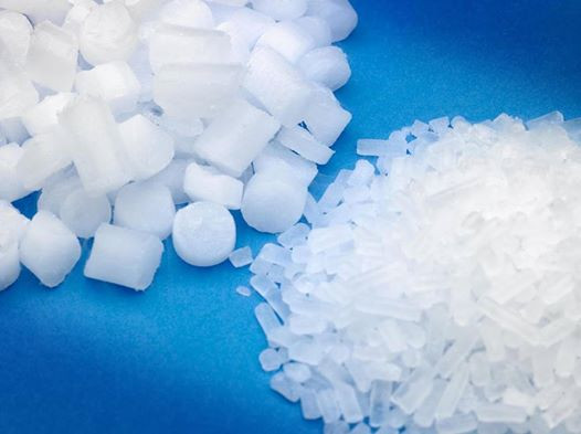Những hương thơm gây nguy hiểm cho sức khỏe ảnh 6 Băng phiến có mùi thơm chống côn trùng nhưng lại gây hại đến sức khỏe. Ảnh: Internet