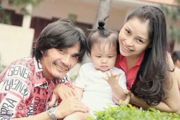 3-sao-viet-ke-ve-noi-buon-vui-khi-cha-gia-con-mon-2