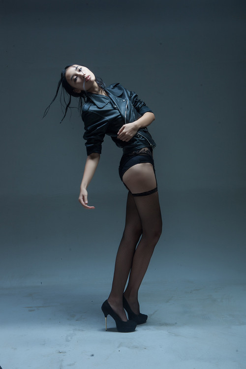 trang-khieu-noi-loan-voi-noi-y-1