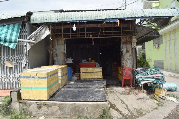 Báo cáo vụ bé trai 14 tuổi bị cha dượng đốt bộ phận sinh dục ảnh 3 Báo cáo vụ bé trai 14 tuổi bị cha dượng đốt bộ phận sinh dục ảnh 3