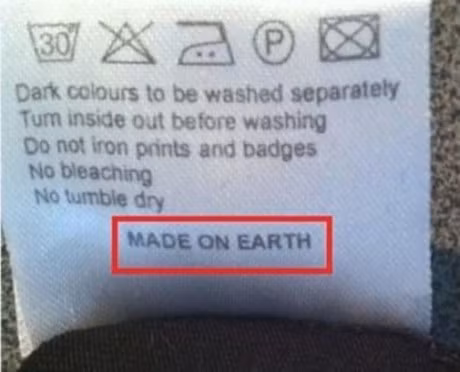 Nhung chi tiet cuc hai huoc tren nhan mac quan ao, doc xong cuoi 