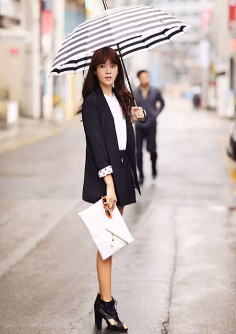 Ngay Tet, chon trang phuc, trang suc theo phong thuy: Menh Thuy - Anh 4