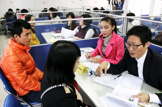 Nhiều tín hiệu cho thấy thị trường lao động tiếp tục duy trì đà phục hồi. Ảnh minh họa