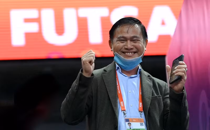 Trưởng đoàn Trần Anh Tú – người đứng sau những thành công của futsal Việt Nam.