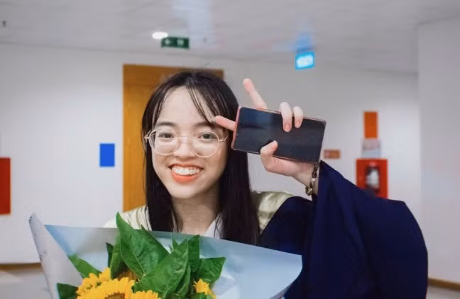 Phạm Nguyễn Minh Ngọc - Thủ khoa đầu ra Trường Đại học Kinh tế Quốc dân.