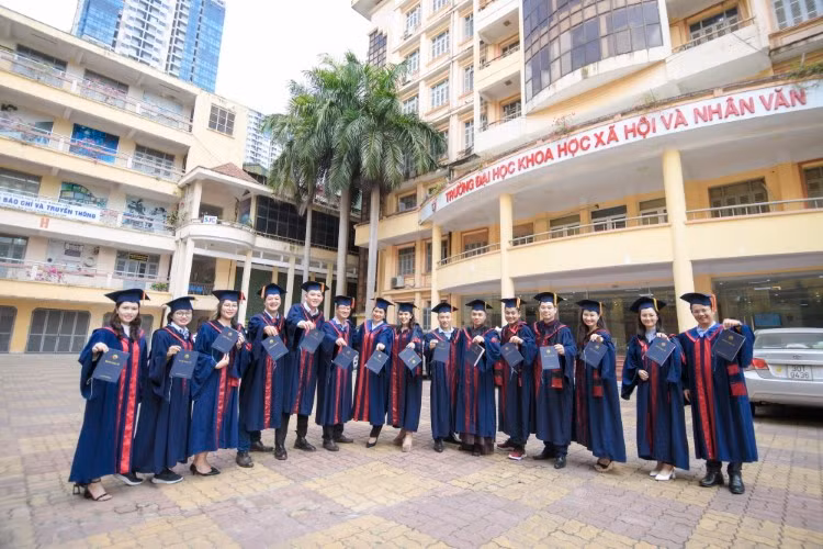 Học viên thạc sĩ Trường ĐH Khoa học Xã hội và Nhân văn (ĐH Quốc gia Hà Nội). Ảnh: TG