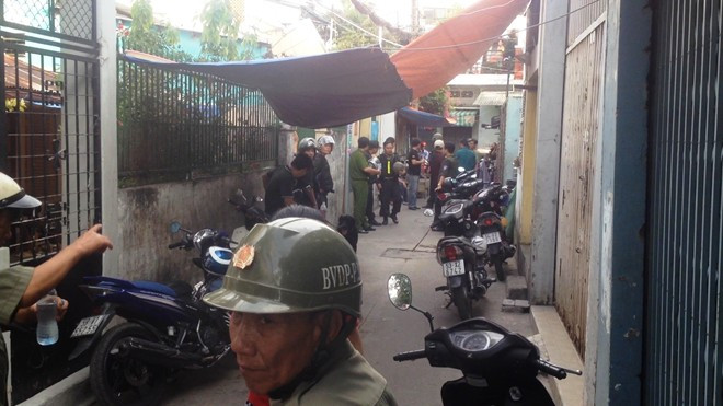 200 cảnh sát khám nhà nghi là trùm ma túy Sài Gòn