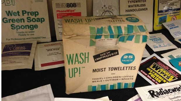 "Cổ vật" lâu đời nhât tại bảo tàng Khăn giấy ướt