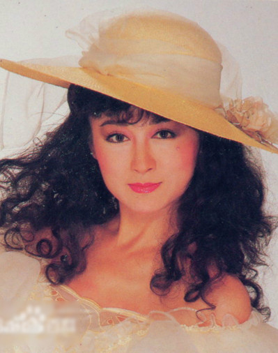 nhan-sac-vo-tac-thien-phan-nghinh-tu-theo-thoi-gian-5