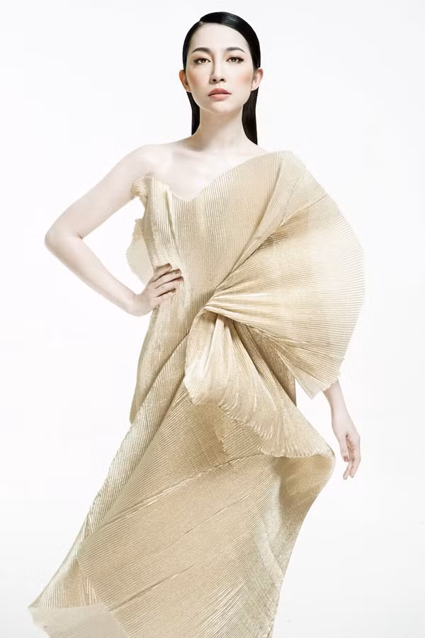 Nghệ sĩ múa Linh Nga: ‘Tôi tự tin với vai trò làm mẹ!’ 4