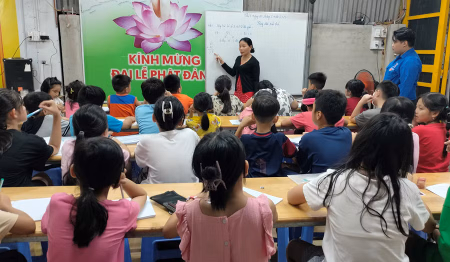 Tiết học của trẻ tại Phật đường Pháp Tuyền.