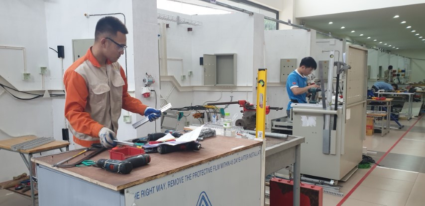 Lắp đặt điện thông minh là một trong những nghề tổ chức thi tại các kỳ thi kỹ năng và cũng là nghề thích ứng với việc làm tương lai.