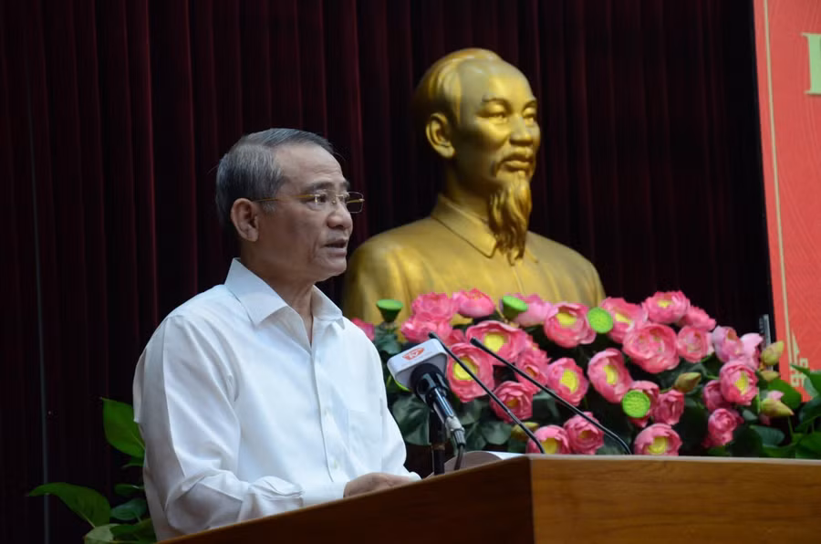 Ông Trương Quang Nghĩa – Bí thư Thành ủy Đà Nẵng phát biểu tại Hội nghị.