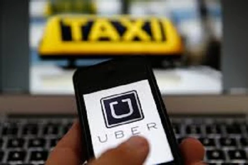 Uber tung giá cước rẻ hơn đi xe ôm ở Việt Nam