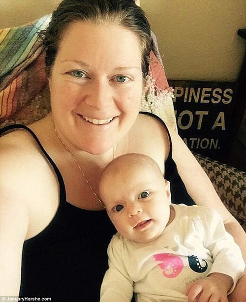 Thăm “nơi” các mẹ thỏa thuê khoe bụng phệ sau sinh - 2