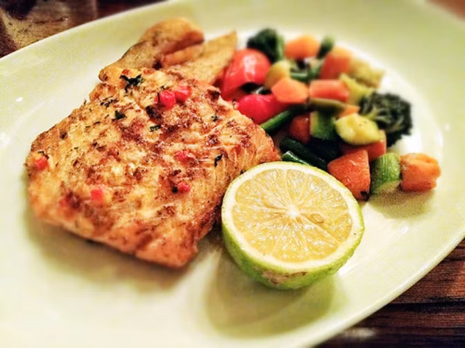 10 thực phẩm kháng viêm đơn giản hiệu quả - Ảnh 1