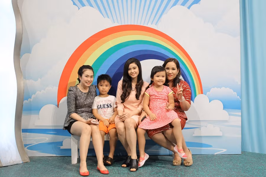 Trương Quỳnh Anh tươi tắn trên truyền hình sau khi trở lại với Tim